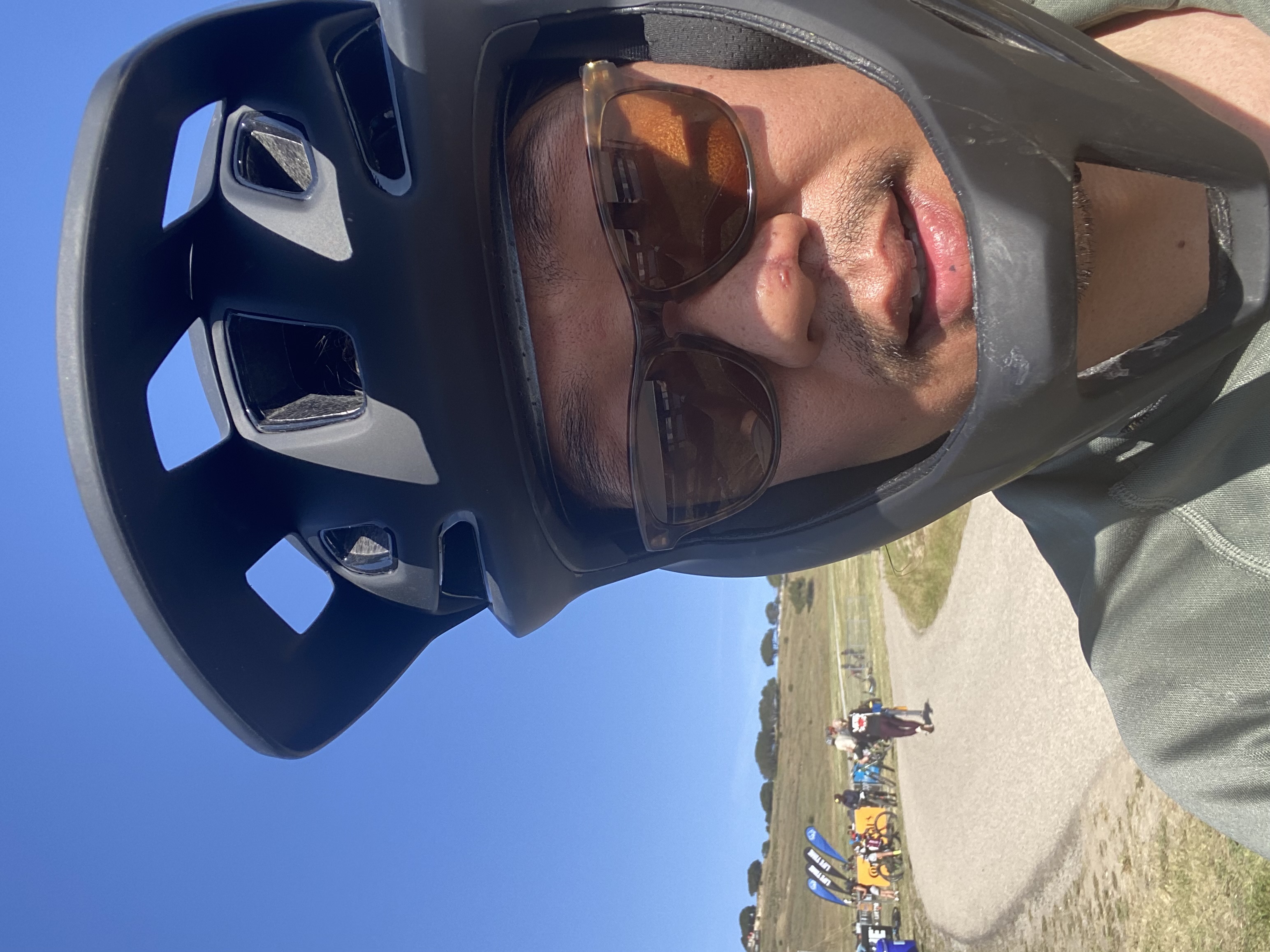 67106600190__84910F14-D17D-45A9-A601-ECAC1A56DD4D